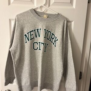 H&M Gray Crewneck Sweater with New York City Print